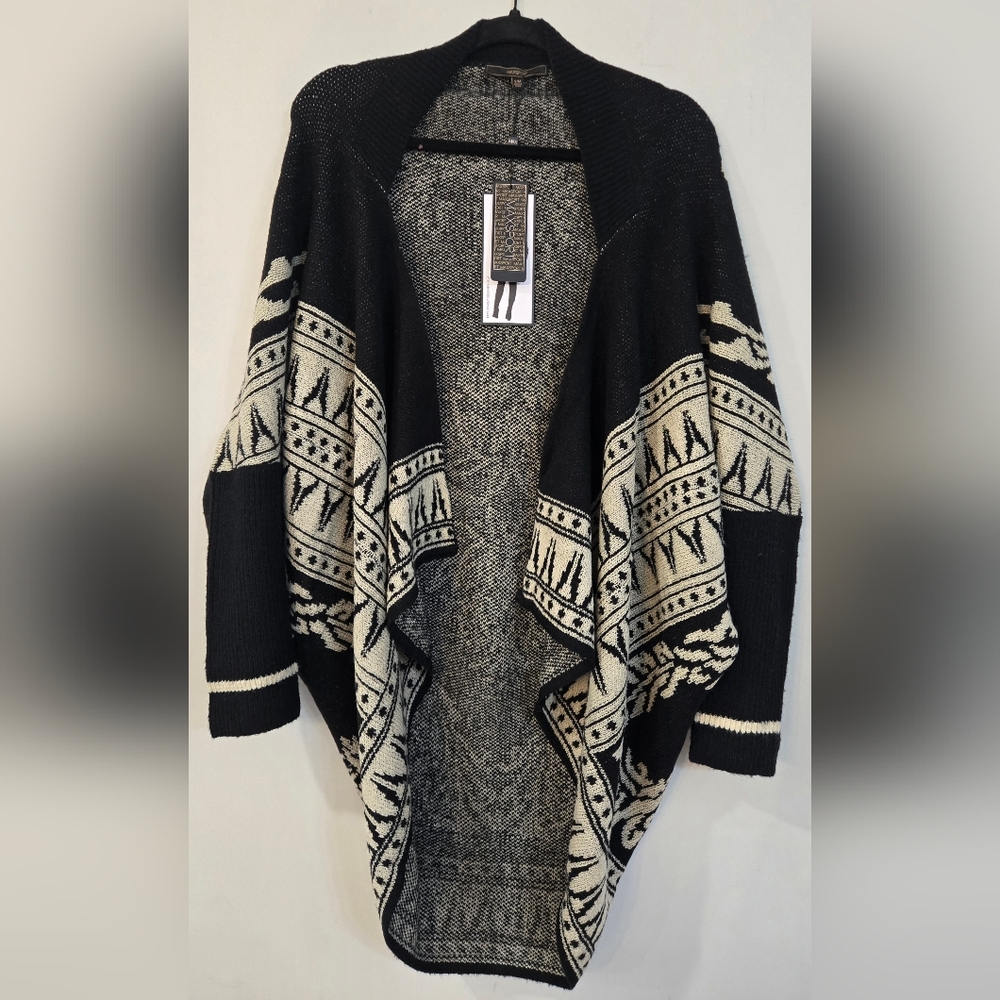 Women's Maxsport Open-Front Black and Cream Patterned Sweater NEW WITH TAGS - Picture 3 of 8